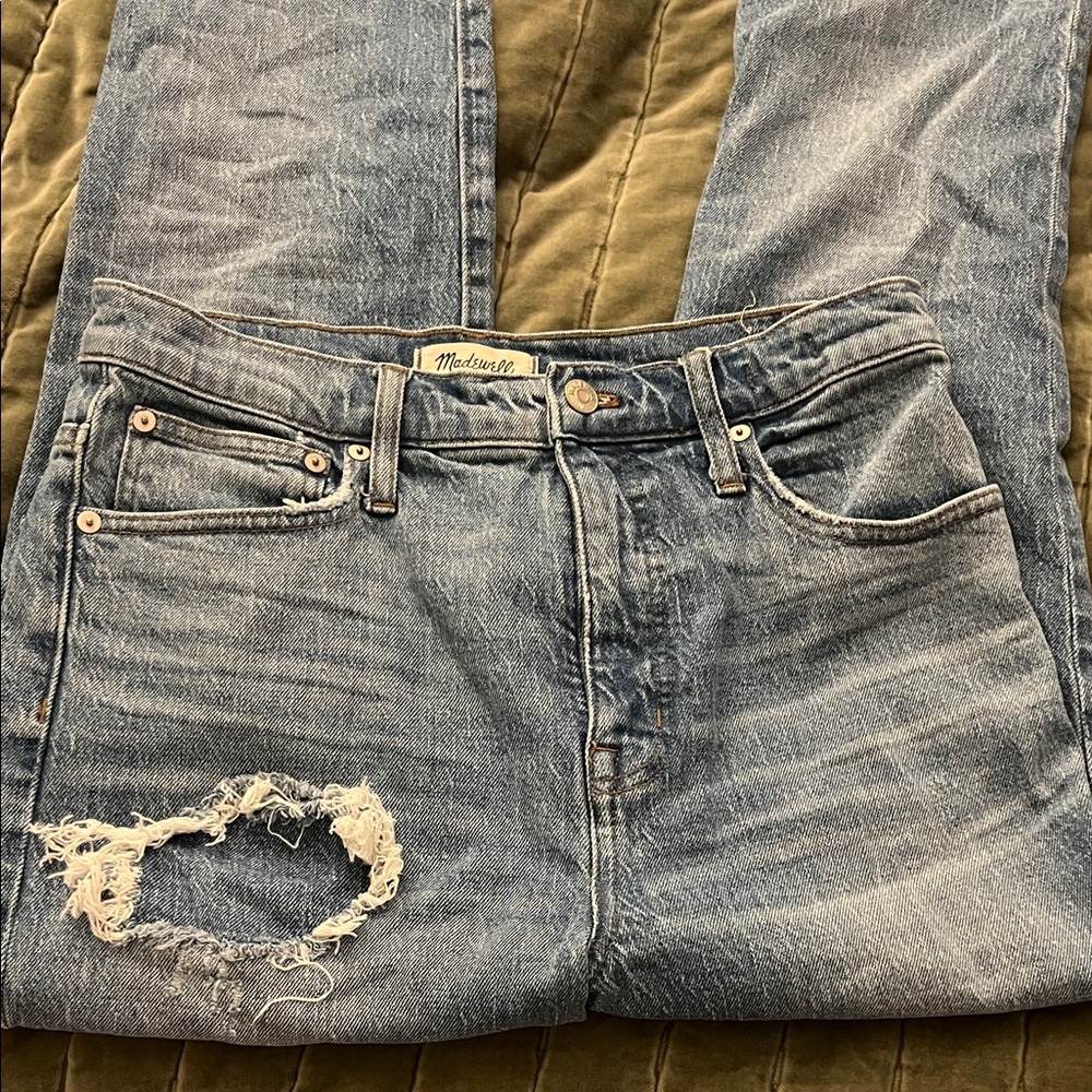 Madewell classic straight Jean size 27